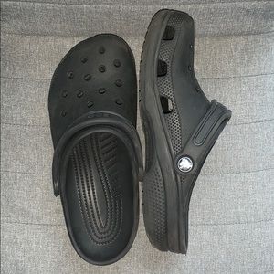 black crocs